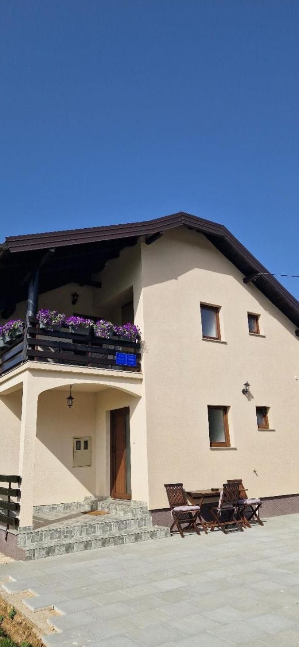 House Boketto Hotel Korenica Exterior foto